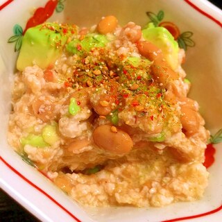 納豆とアボカドの卵白タルタル